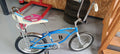 VELO SCHWINN BLEU NEUF