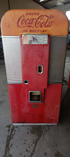 DISTRIBUTEUR VENDO Coca Cola XV80C