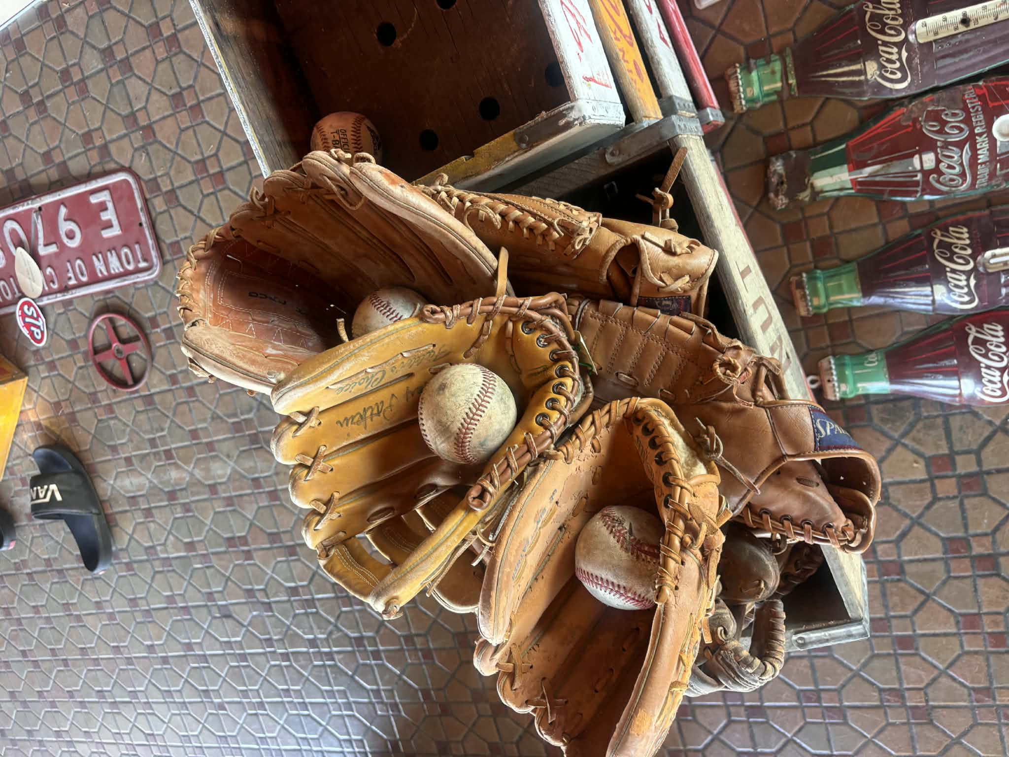 GANT BASEBALL ET SA BALLE AMERICAN IRON - Authentic US Imports